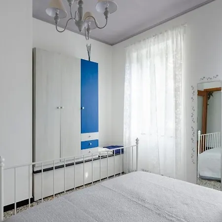 A.a.u.t. Il Glicine E Le Rose شقة Borgonovo